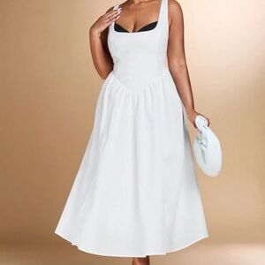 SHEIN White Midi Dress with Sleeveless Design